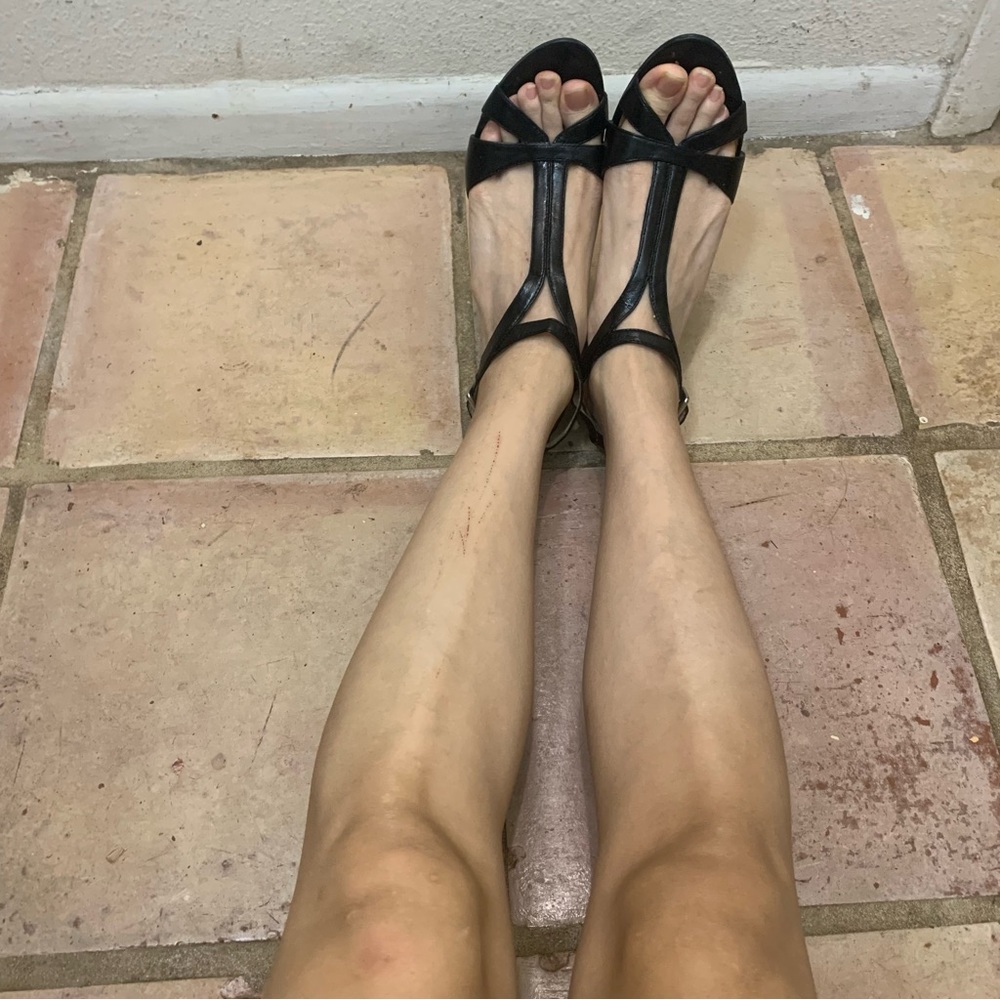 Nine west black strappy sandal heels shoes - well worn